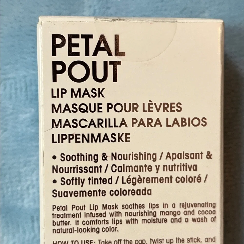 NEW Petal Pout Lip Mask - Smooch- from FLOWER Beauty